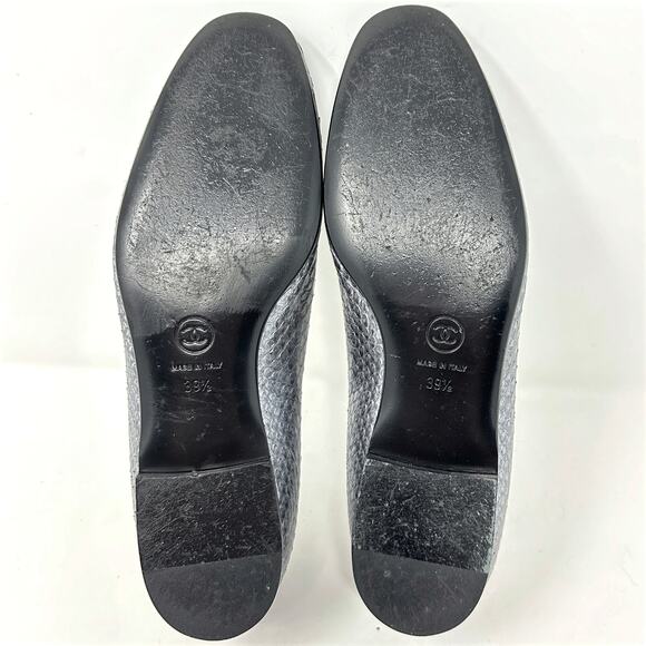 Chanel Grey Python CC Logo Loafers Flats 39.5 Silver Hardware - Picture 10 of 11